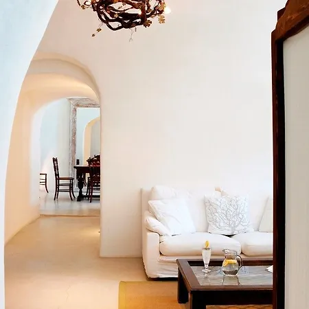 Ducato Wine Village Fira (Santorini)