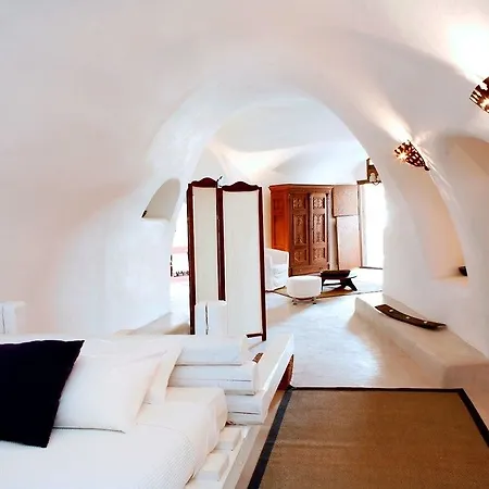 Ducato Wine Village Fira (Santorini)